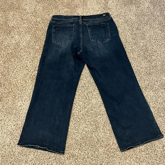 Kut from the Kloth Charlottee Fab Ab Culotte Jeans - Picture 7 of 10